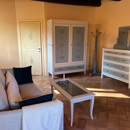 La Melagrana فندق مبيت وإفطار 3*